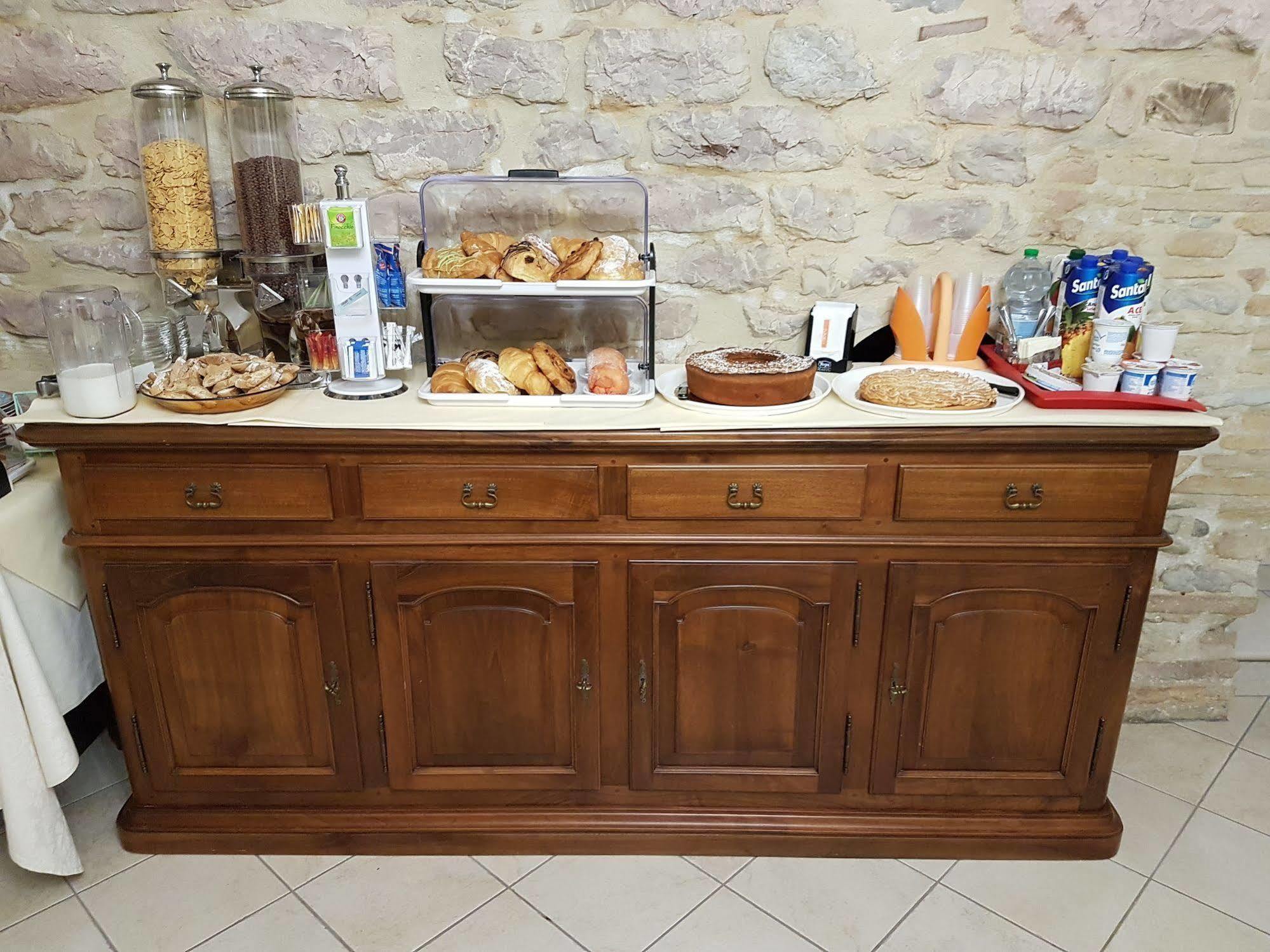 Hotel Ponte San Vittorino Assisi Eksteriør billede