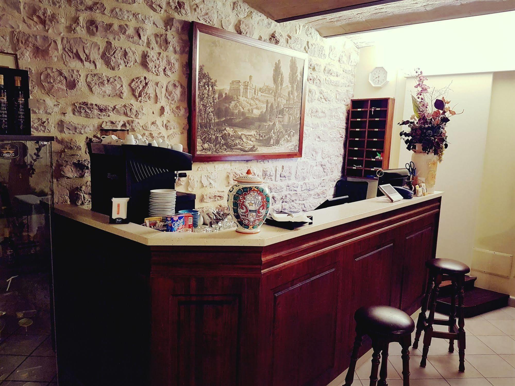 Hotel Ponte San Vittorino Assisi Eksteriør billede